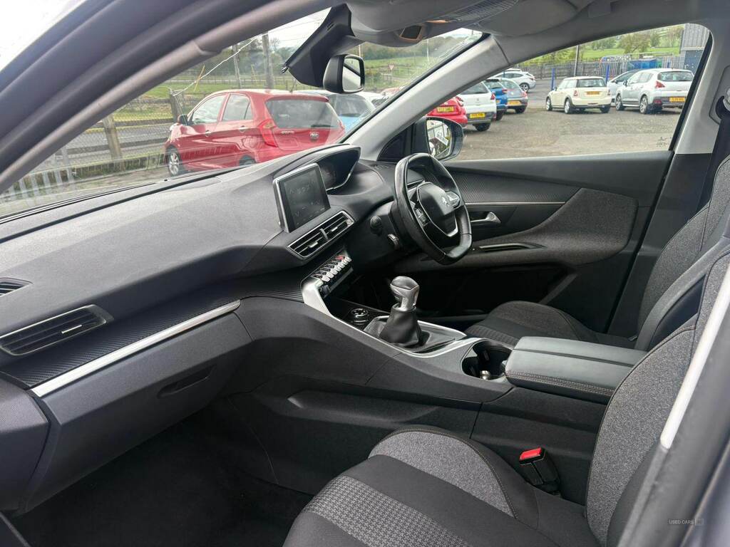 Peugeot 3008 1.5 Bluehdi Active FG68SFV Grey #5