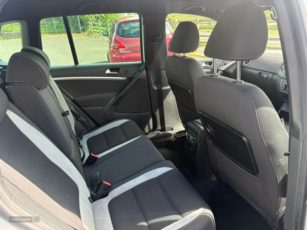 Volkswagen Tiguan 2.0 Tdi Bluemotion Tech R-line A12JOV Silver #5