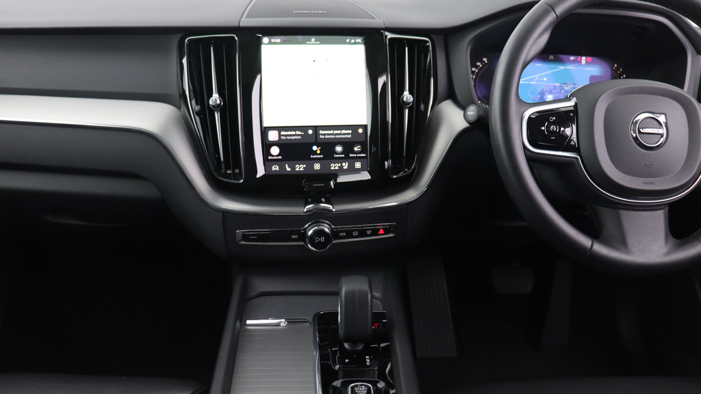 Volvo XC60 B4 P Plus Dark Harmankardon Sound, 360 Camera, FX72MVC  #5