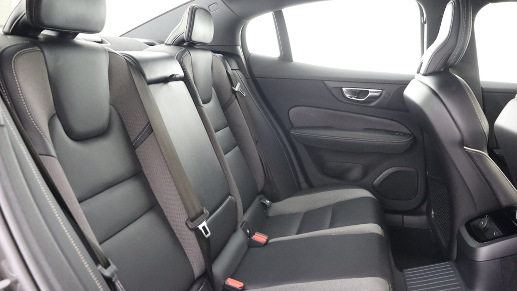Volvo S60 T8 Awd Phev Ultimate Dark Sunroof, Harmankardon  #6