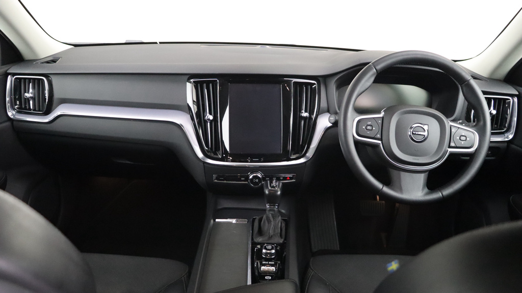 Volvo V60 D3 Momentum Winter Pack, Heated Seats, Tinte YW68KDN  #5