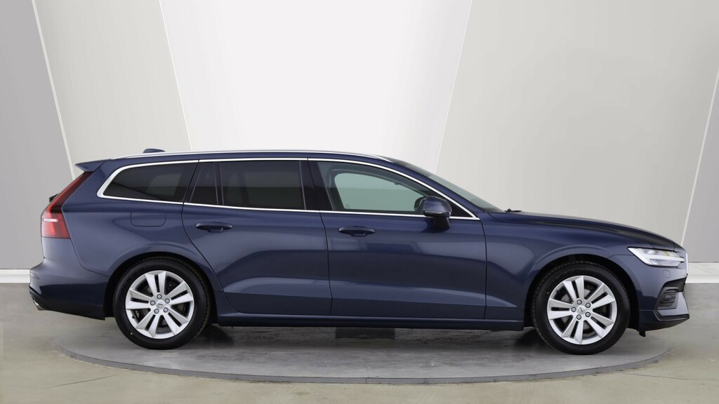 Volvo V60 D3 Momentum Winter Pack, Heated Seats, Tinte YW68KDN  #3