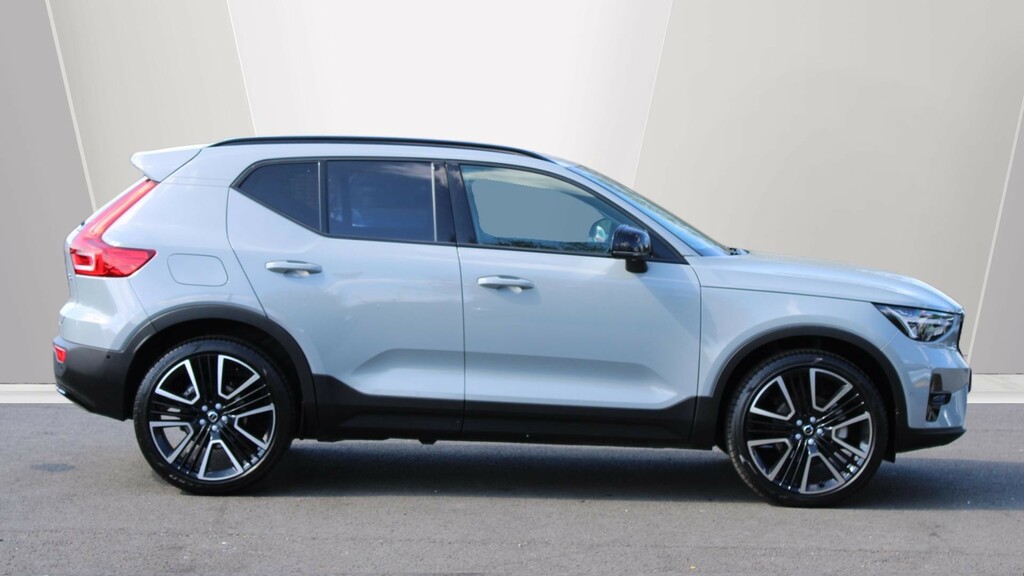 Volvo XC40 B3 P Ultra Dark Sunroof, Harmankardon Sound, 3 OV25WYA #3