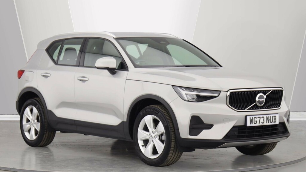 Volvo XC40 B3 P Core Cruise Control, Park Assist, Apple Ca 