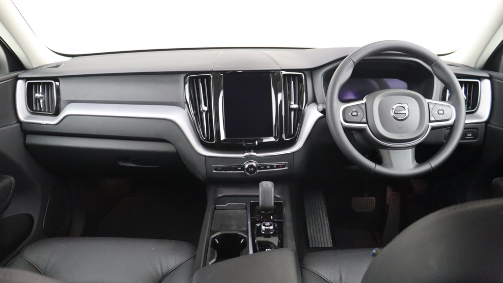 Volvo XC60 B4 D Awd Momentum Park Camera, Heated Seats, Cr YF71LHN  #5