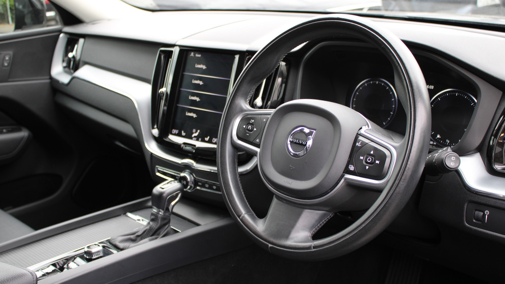 Volvo XC60 D4 Awd Momentum Winter Pack, Heated Sea NK19LPY Black #4
