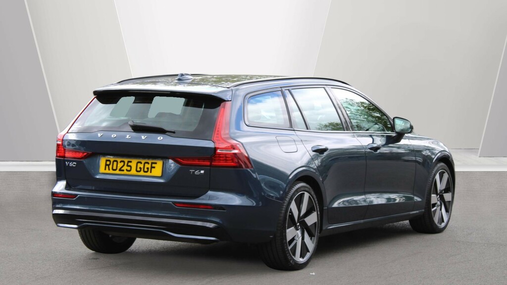 Volvo V60 T6 Awd Phev Plus Dark Park Camera, Heated Seats, RO25GGF #2