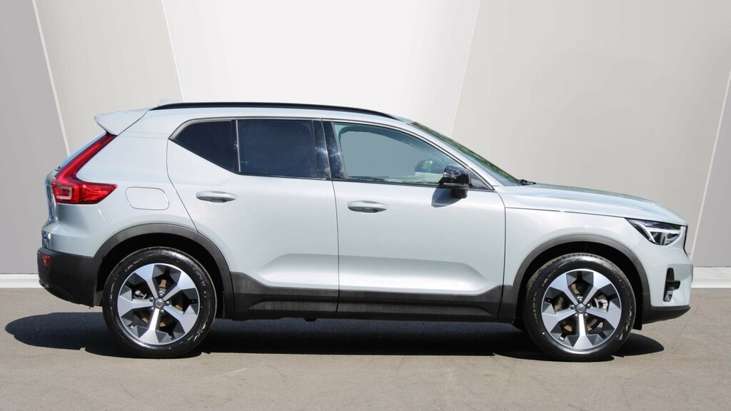 Volvo XC40 B4 P Plus Dark Park Camera, Heated Seats, Apple RF25EXL #3