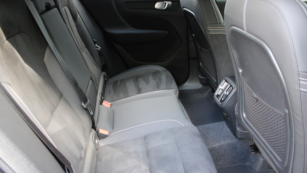 Volvo XC40 B4 P Plus Dark Park Camera, Heated Seats, Apple RF25EXL #6