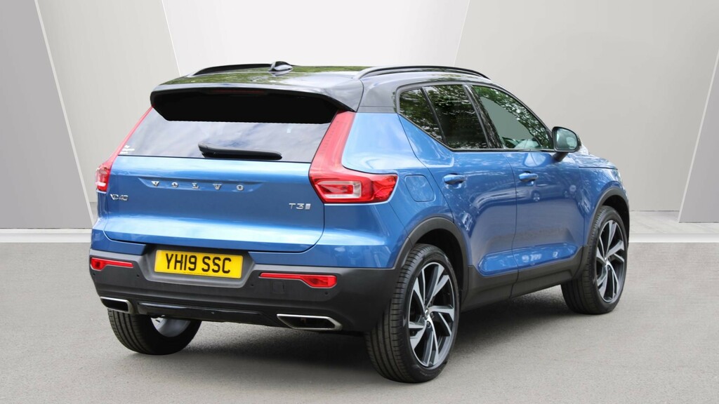 Volvo XC40 T3 R-design Pro Park Camera, Heated Seats, YH19SSC  #2