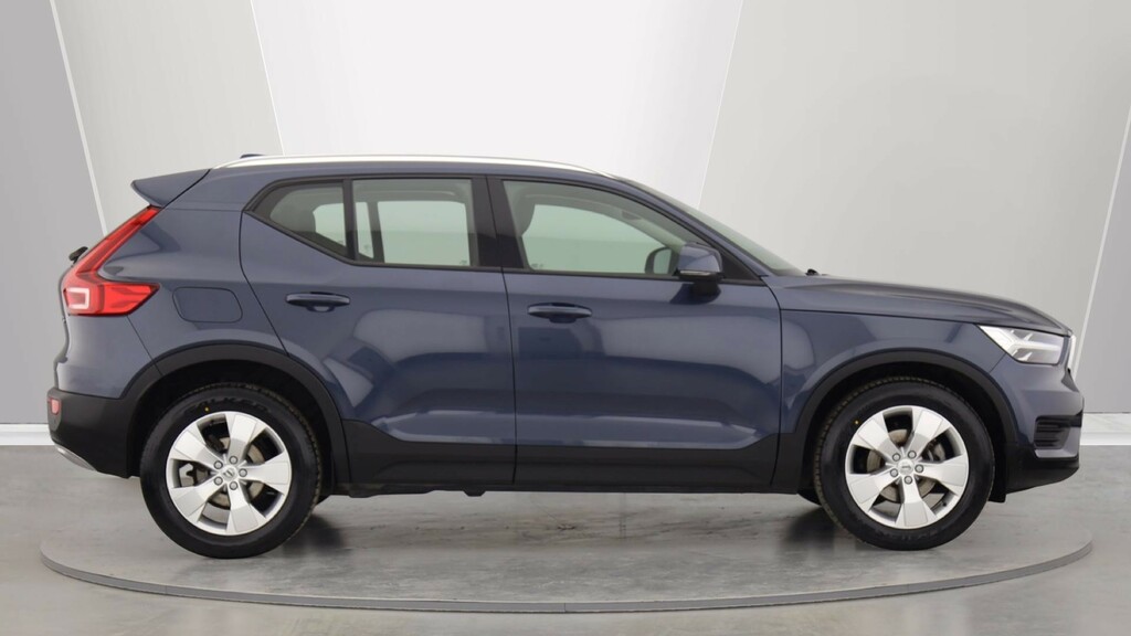 Volvo XC40 T3 Momentum Cruise Control, Sat Nav, Park YN71OHF #3
