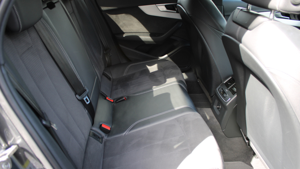 Audi A4 35 Tfsi S Line S Tronic YH23TYY #6