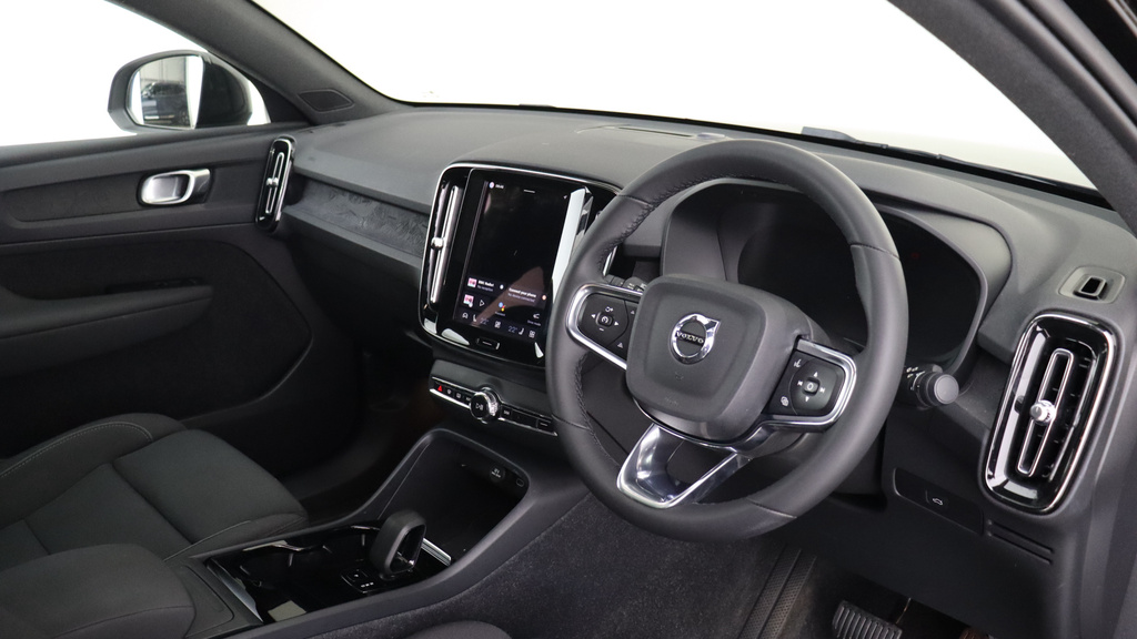 Volvo C40 Single Motor Core Sunroof, Tints, Apple Carplay, GSZ9724 #4