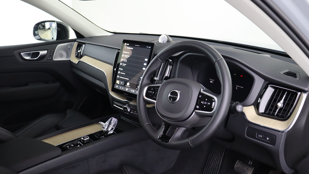 Volvo XC60 T8 Awd Phev Ultra Dark Sunroof, Bowers Wilkins YE75NFA #4