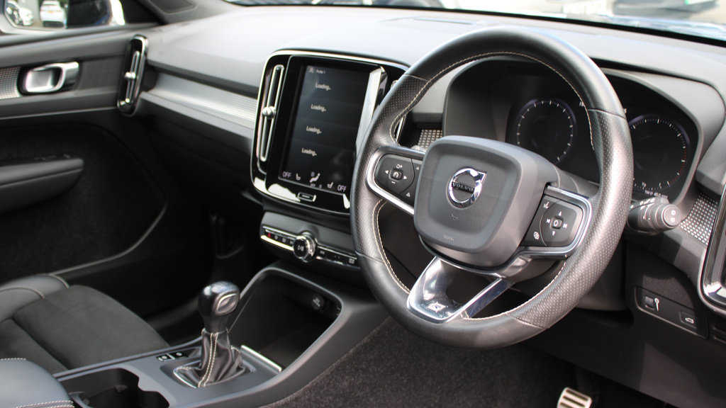 Volvo XC40 D3 R-design Xenium Pack, Winter Pack, Sunr CP68PZC  #4