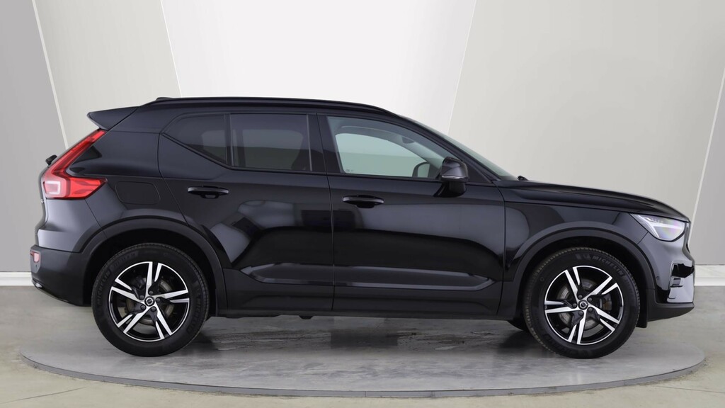 Volvo XC40 B3 P Plus Dark 360 Camera, Heated Seats, Apple YY23DHZ  #3