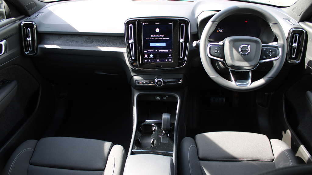 Volvo XC40 Single Motor Core Park Assist, Apple Carplay, Tin MM72LJZ #5