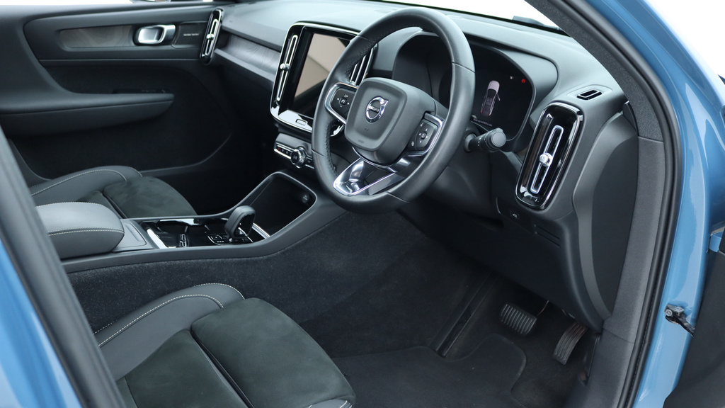 Volvo C40 Twin Motor Ultimate Sunroof, Harmankardon Sound, CF72ZVV #4