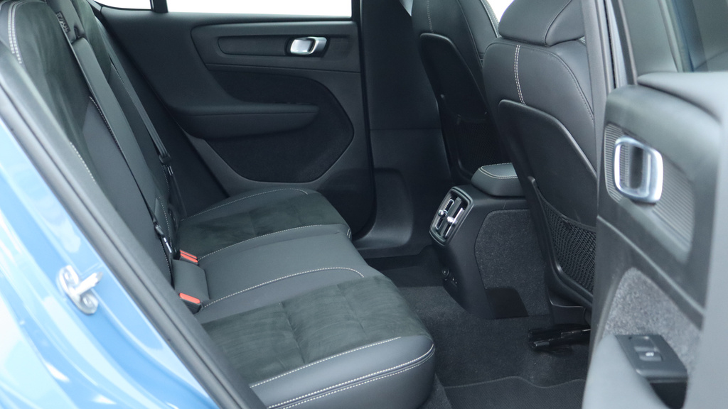 Volvo C40 Twin Motor Ultimate Sunroof, Harmankardon Sound, CF72ZVV #6