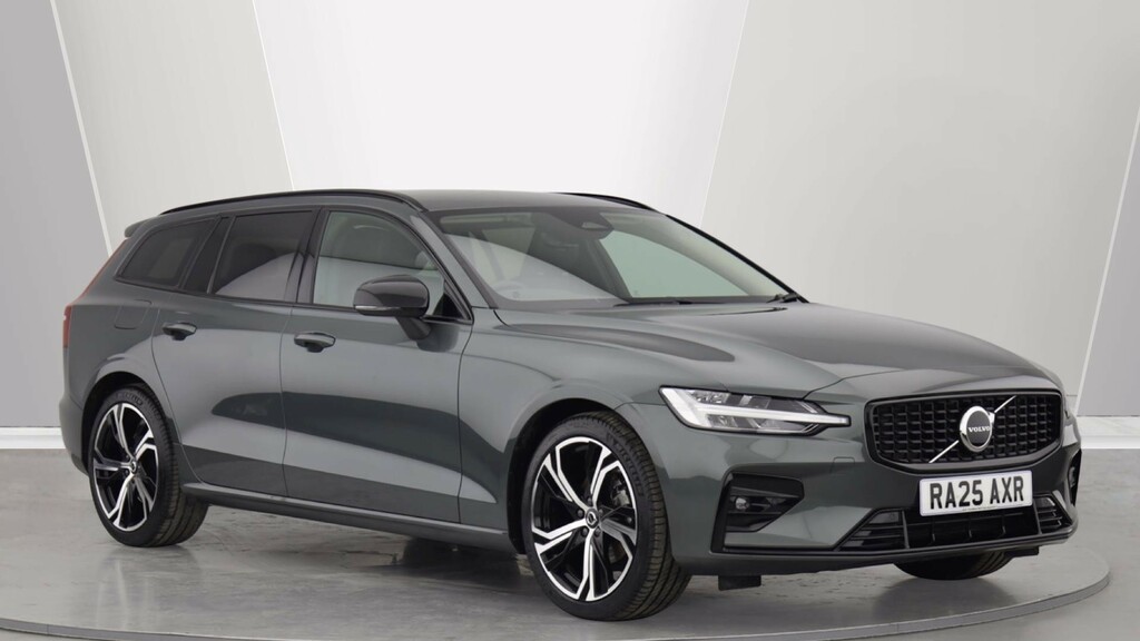 Volvo V60 B4 P Plus Dark Park Camera, Heated Seats, Apple 