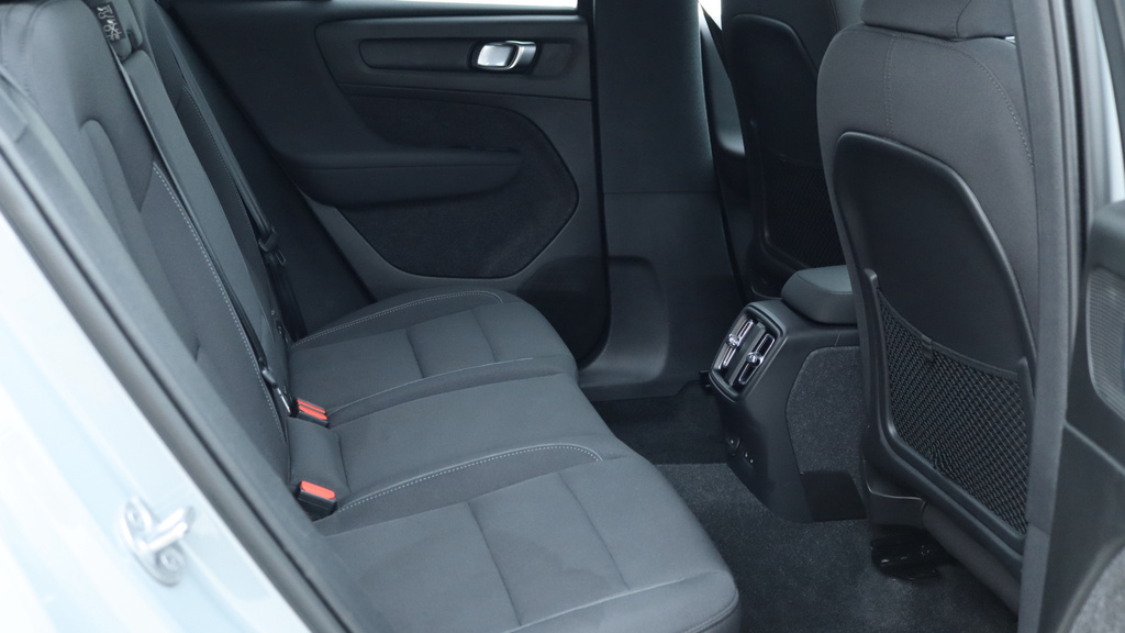 Volvo XC40 Single Motor Plus Park Camera, Heated Seats, Appl Grey #6