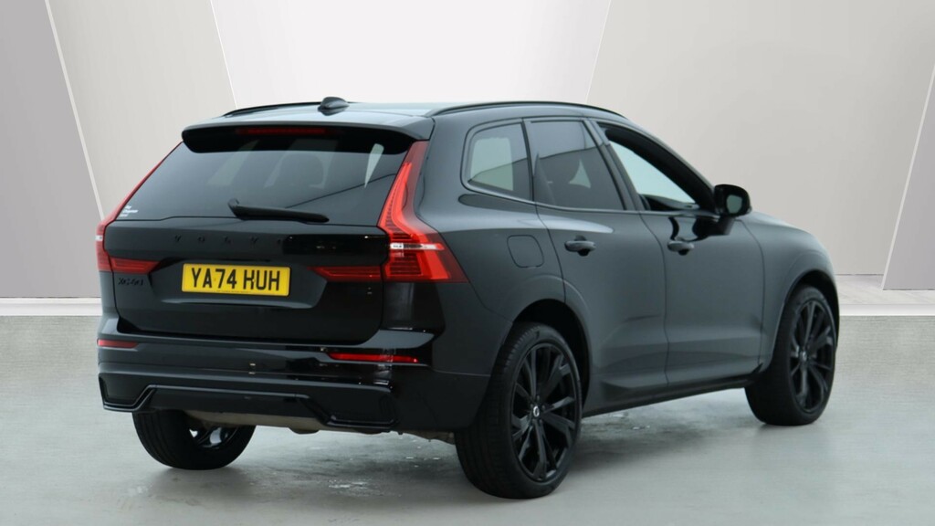 Volvo XC60 B5 P Awd Plus Black Edition Harmankardon Sound YA74HUH #2