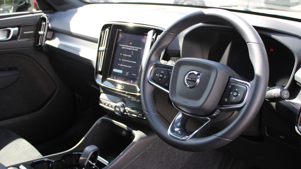 Volvo XC40 B4 P Ultimate Dark Sunroof, Bowers Wilkins Au FL24RRV #4