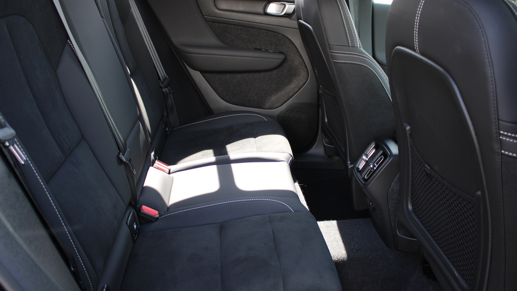 Volvo XC40 B4 P Ultimate Dark Sunroof, Bowers Wilkins Au FL24RRV #6