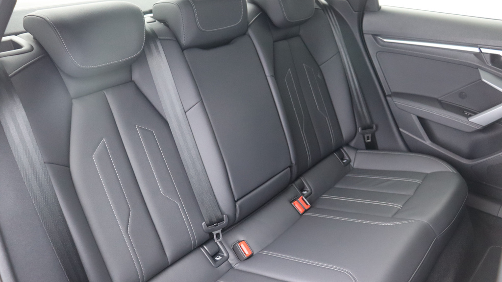 Audi A3 35 Tfsi Black Edition Adaptive Cruise, Sonos Prem YS25CLV #6