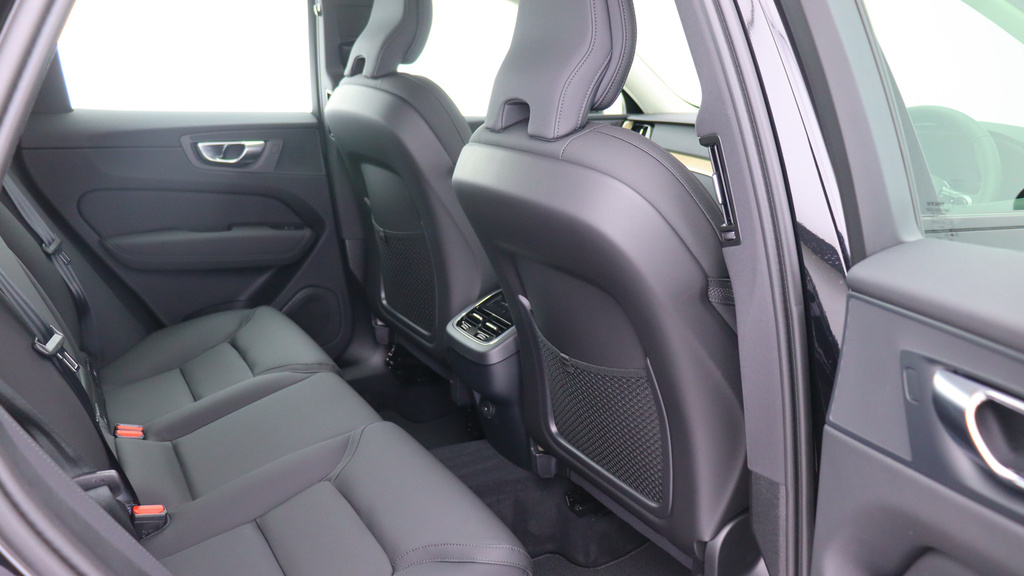 Volvo XC60 B5 P Awd Plus Dark Polestar Optimisation, Illum YC26LJF #6