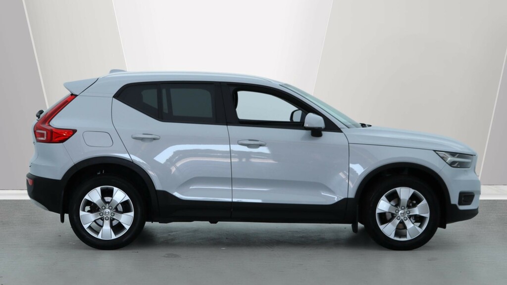 Volvo XC40 T3 Momentum Driver Assistance, Pilot Assist, YC71LLX #3