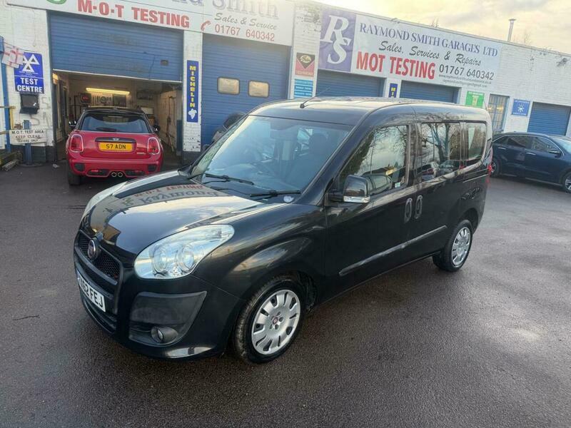 Fiat Doblo 1.6 Multijet 16V Mylife Black