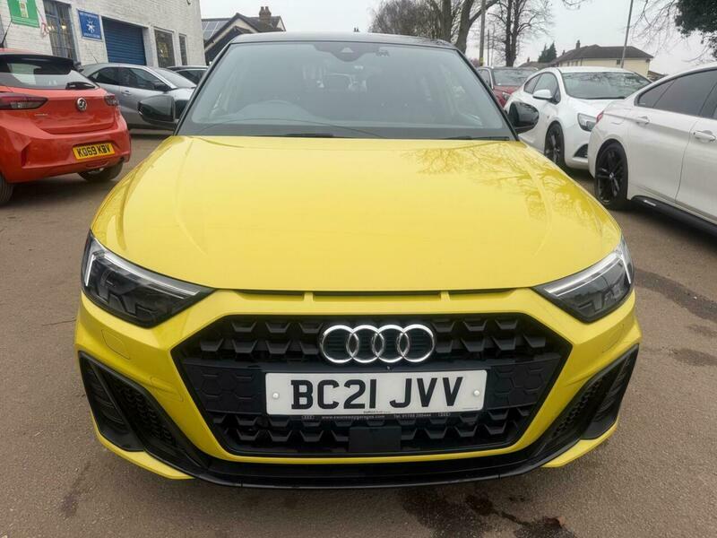 Audi A1 1.5 Tfsi 35 Black BC21JVV Yellow #5