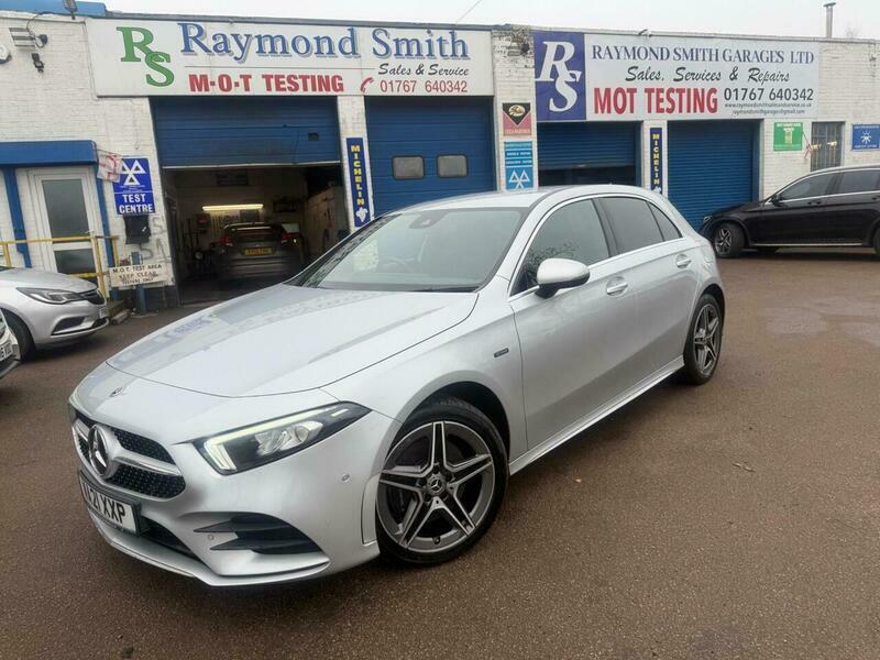 Mercedes-Benz A Class 1.3 A250e 15.6Kwh Amg Silver
