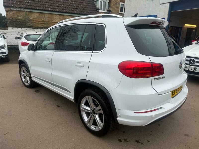 Volkswagen Tiguan 2.0 Tdi Bluemotion Tech EF65BCO White #4
