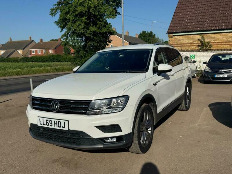 Volkswagen Tiguan 2.0 Tdi Match Dsg LL69HDJ White #3