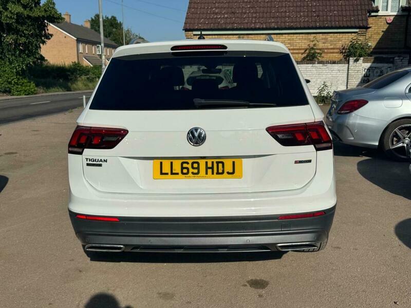 Volkswagen Tiguan 2.0 Tdi Match Dsg LL69HDJ White #4