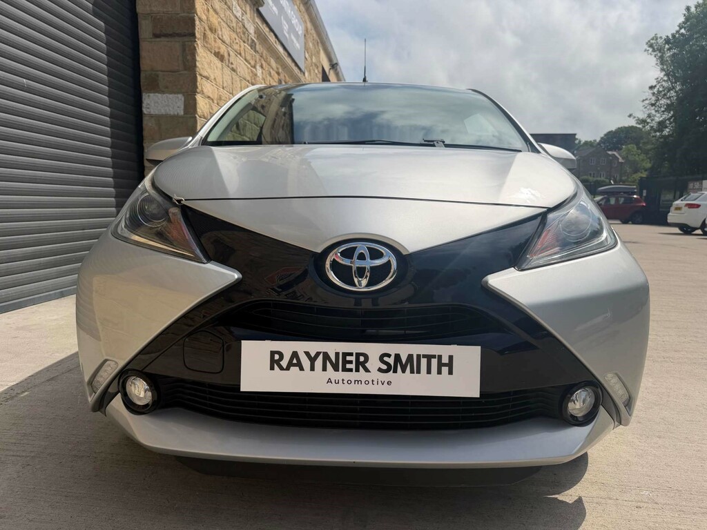 Toyota Aygo X X-pression Vvt-i Silver #5