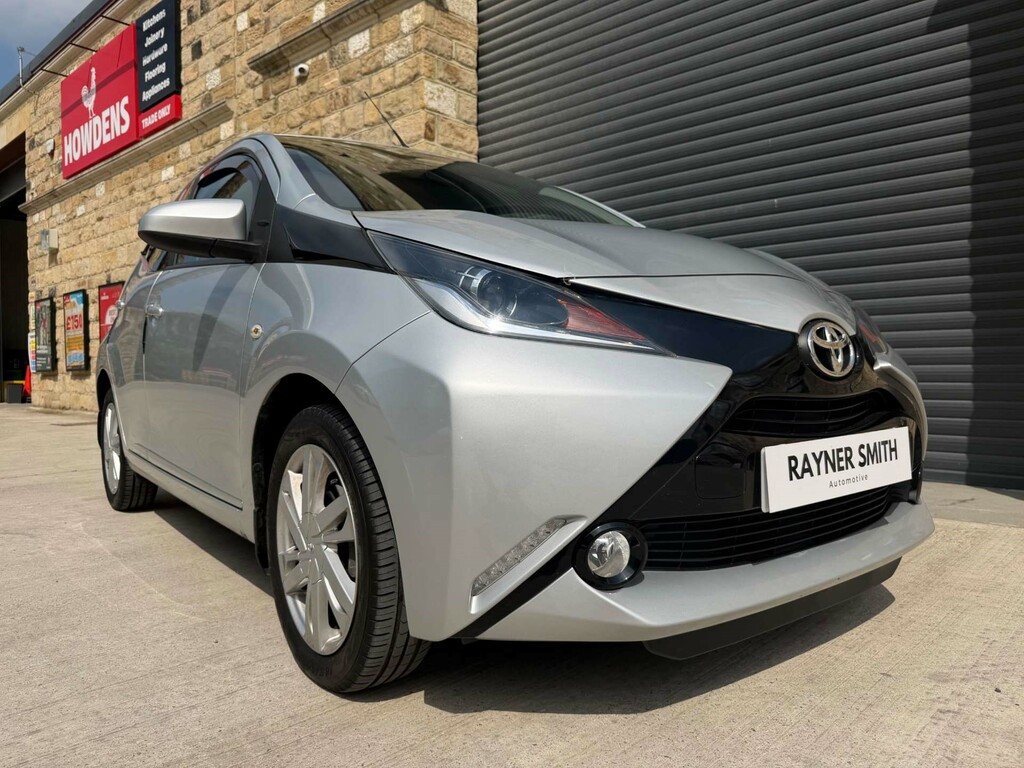Toyota Aygo X X-pression Vvt-i Silver