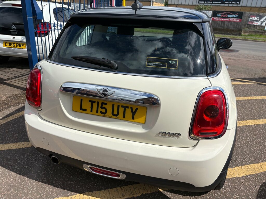 Mini Hatch 1.5 Cooper Hatchback 136 Ps - 20 Road Tax LT15UTY White #4