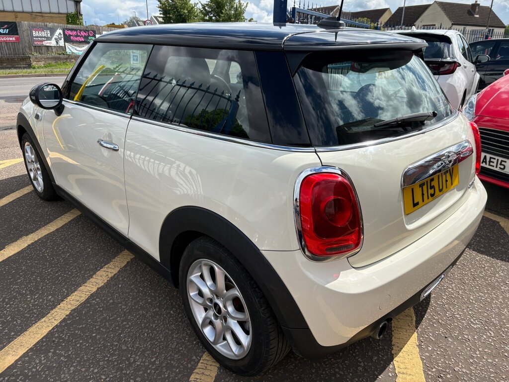 Mini Hatch 1.5 Cooper Hatchback 136 Ps - 20 Road Tax LT15UTY White #5