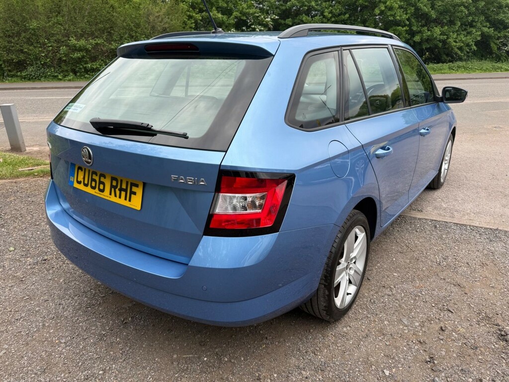 Skoda Fabia 1.2 Tsi Se L Dsg Euro 6 Ss CU66RHF Blue #3