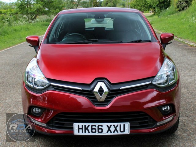 Renault Clio 1.2 16V Dynamique Nav Hatchback HK66XXU Red #3