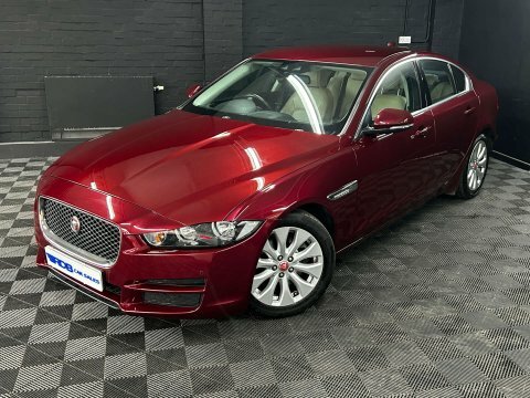 Jaguar XE 2.0 Xe Prestige RJ66GOX Red #4