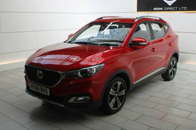 MG ZS Exclusive Red #3