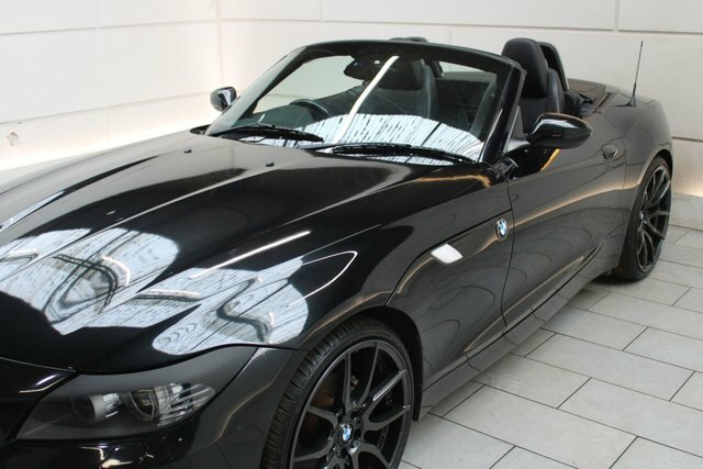 BMW Z4 Convertible YG13KFE Black #4