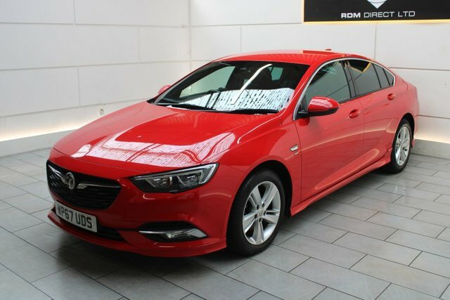 Vauxhall Insignia Hatchback WP67UDS Red #3