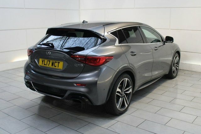 Infiniti Q30 Hatchback YL17WCT Grey #3