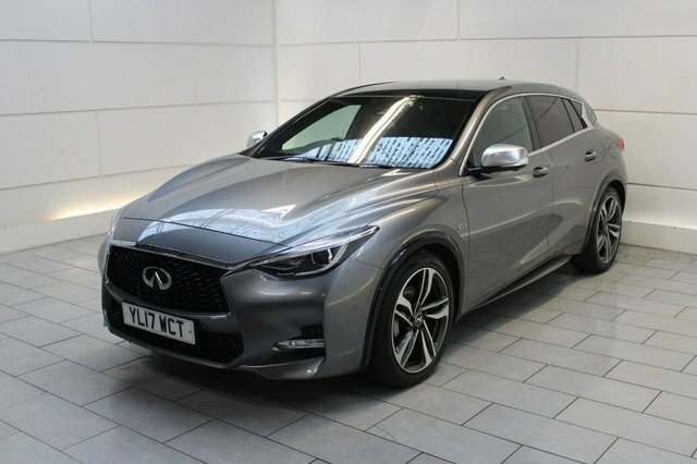 Infiniti Q30 Hatchback YL17WCT Grey #2
