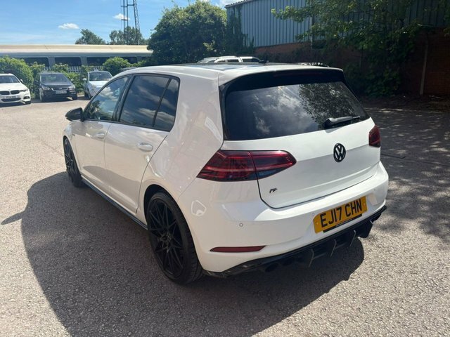 Volkswagen Golf R White #4